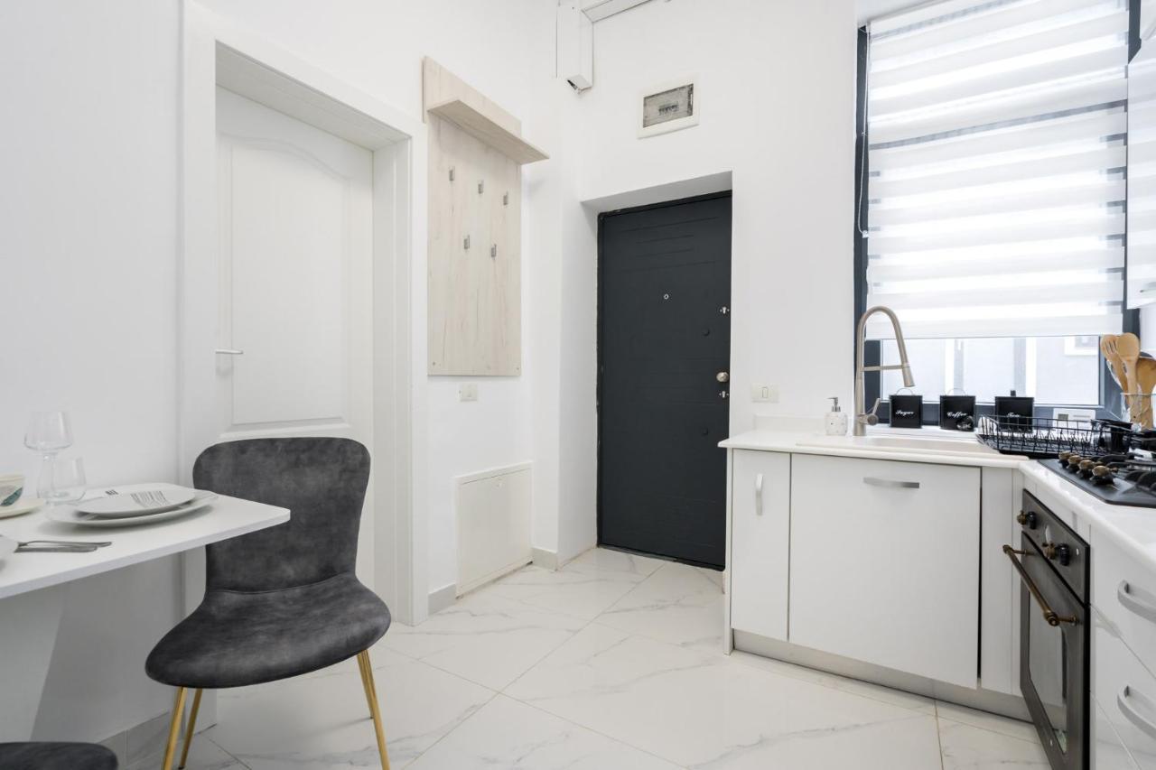 Sunset-Apartment Bucharest Exterior photo